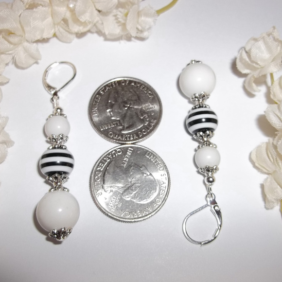 Black & White Stripe Earring Set Handmade NWT 5000 - Picture 3 of 8